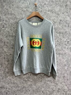 🚩steal GUCCI Grey Logo Crewneck Sweatshirt with Green & Red Emblem